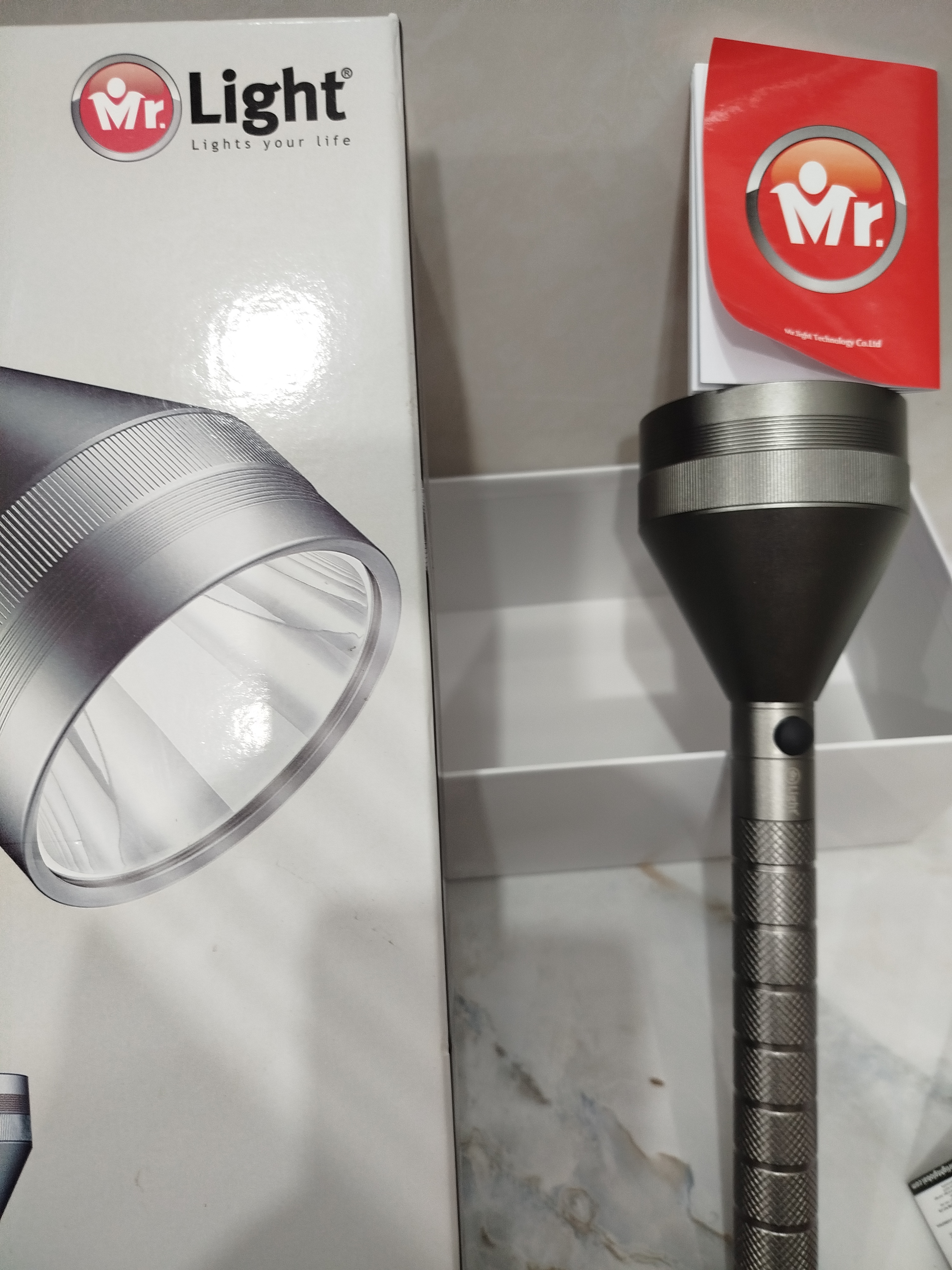 چراغ قوه دستی قوی گانگستر 330برند MR